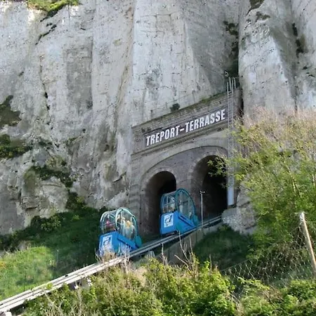 Dans Maison De Pecheur *